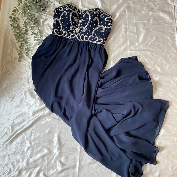 Dresses & Skirts - Navy Blue Prom / Graduation Dress Gown Strapless Bejewelled Sweetheart Neckline